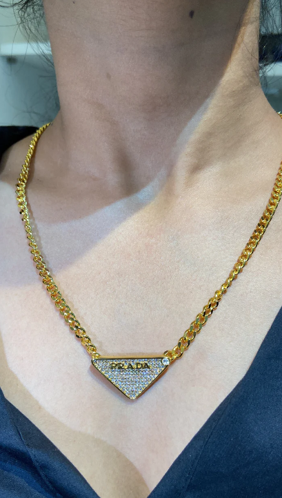 Pra gold neck chain