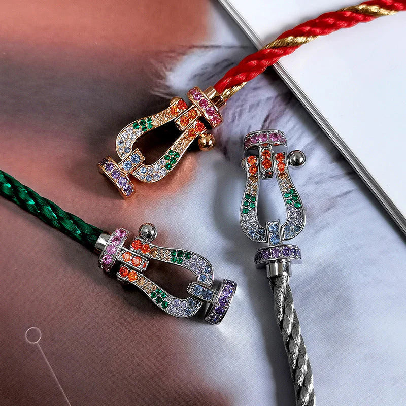 BRACELETS EN DIAMANTS COLORÉS 