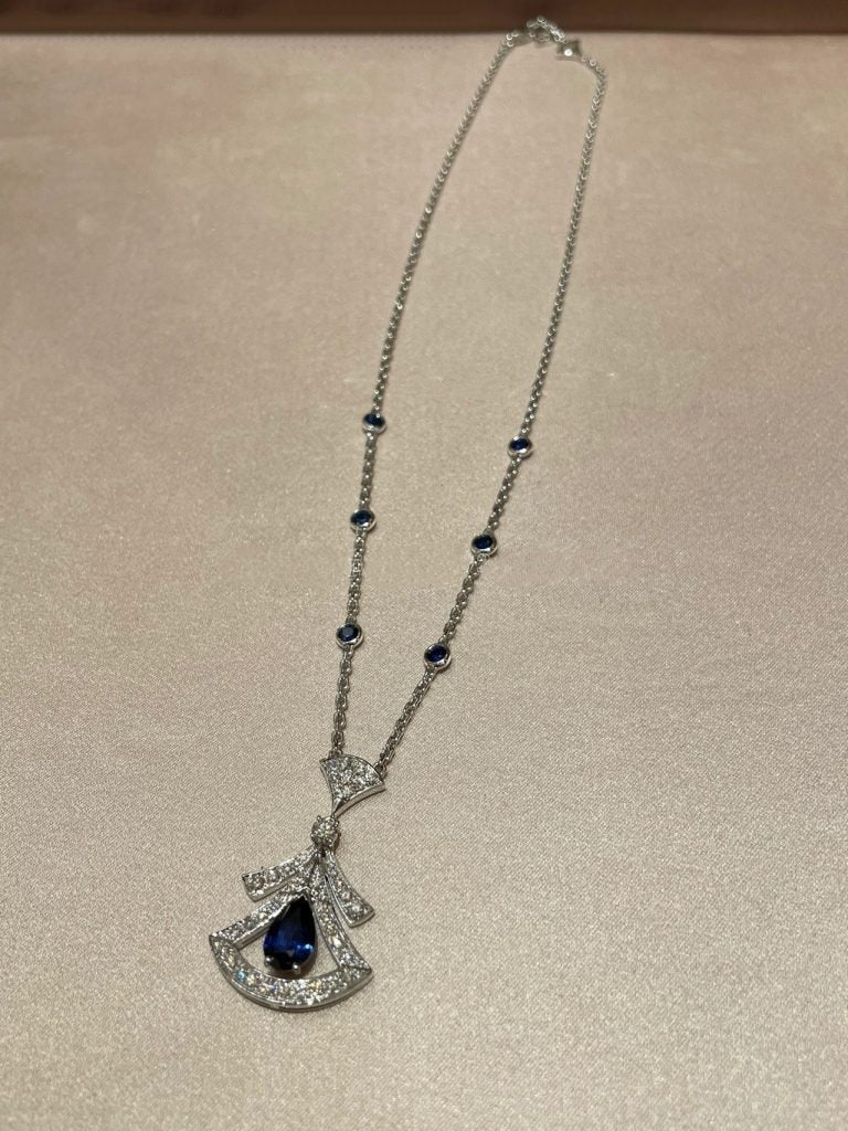 Collier Célestia – Agate et diamants sur base en argent plaqué or
