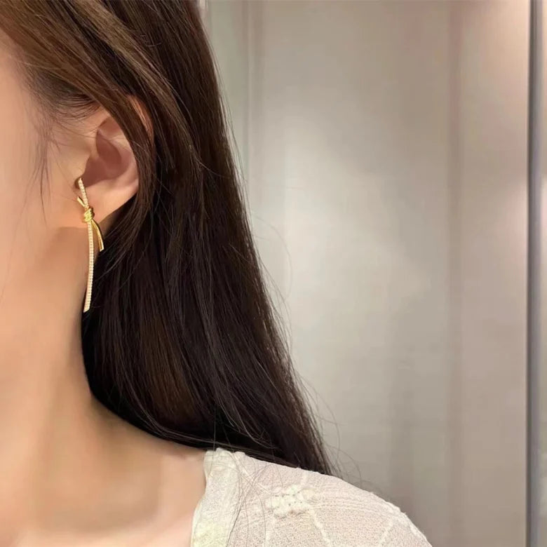 Boucles d'oreilles pendantes Knot, or rose, or et or blanc