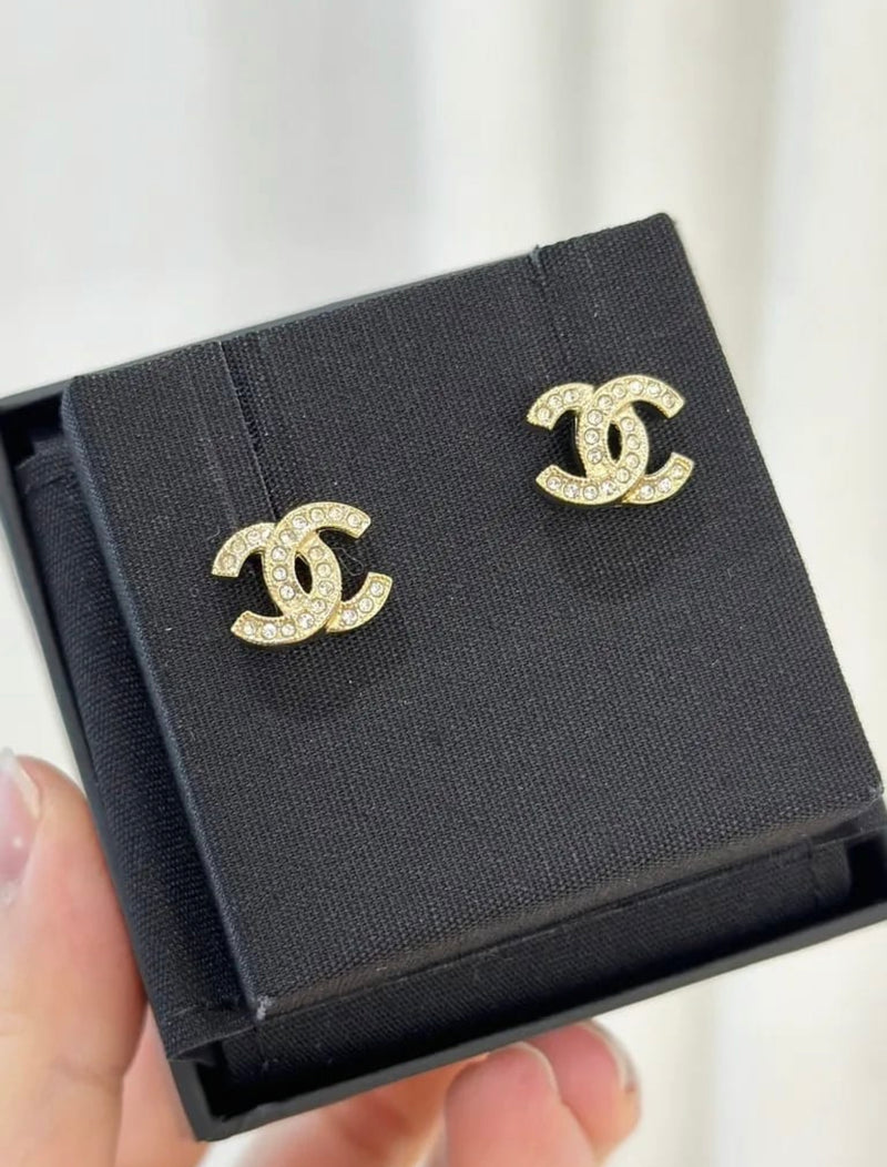 CC letter Stud