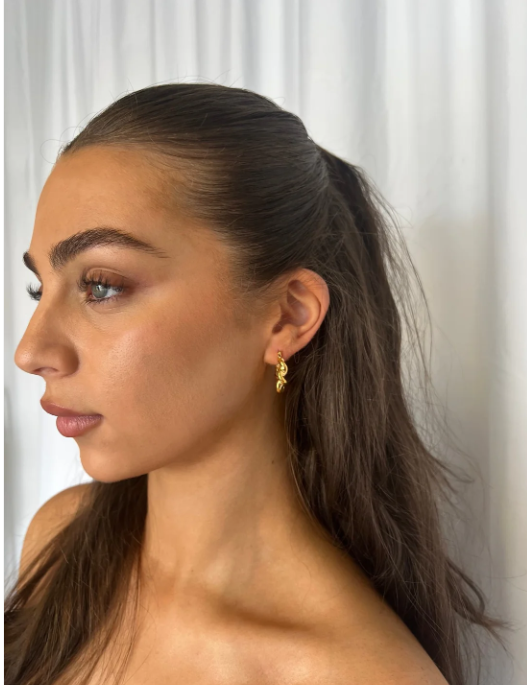 Adèle Hoops