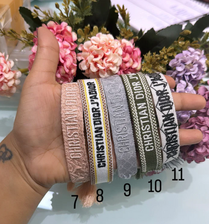 CD thread bracelet