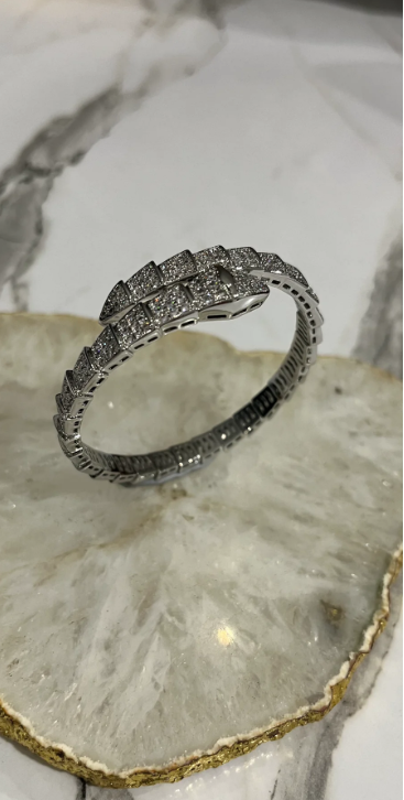 Le grand bracelet serpent Diamonte