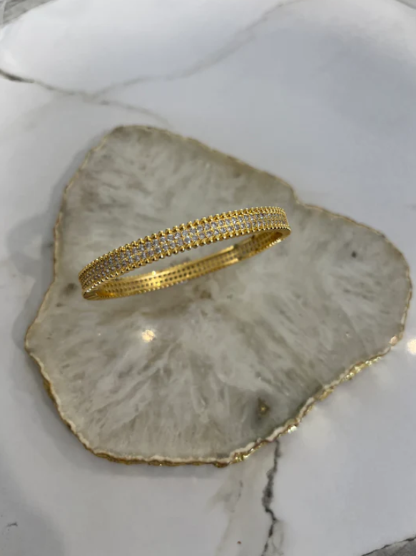Le bracelet en cristal