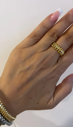 La bague en or Preya