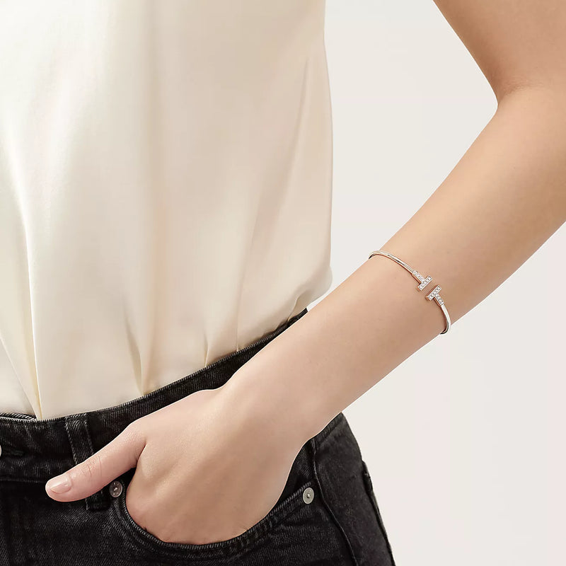 Bracelet fil diamant T en or, or blanc et or rose
