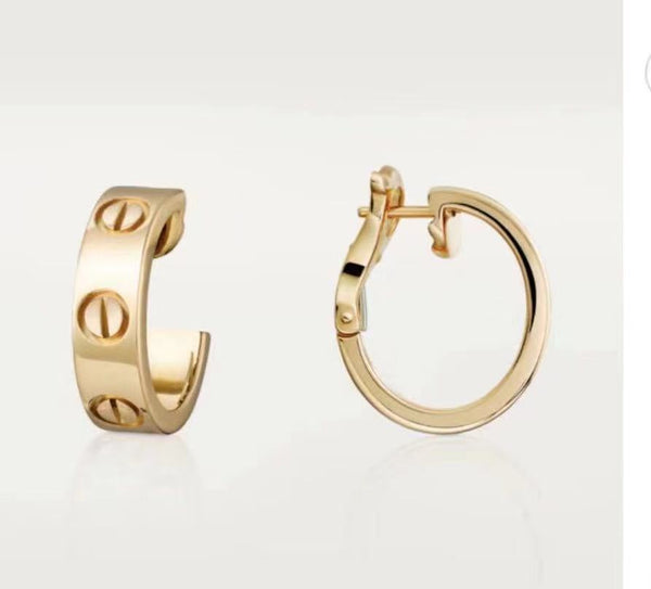 Boucles d'oreilles courbes plaquées or – Chic sans effort, parfaitement vous