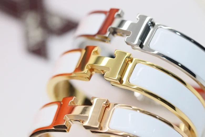 Bracelet H, bracelet en émail blanc, trois couleurs