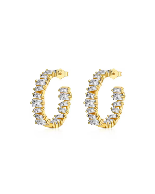 Boucles d'oreilles créoles Lacey en or avec cristaux de zircone